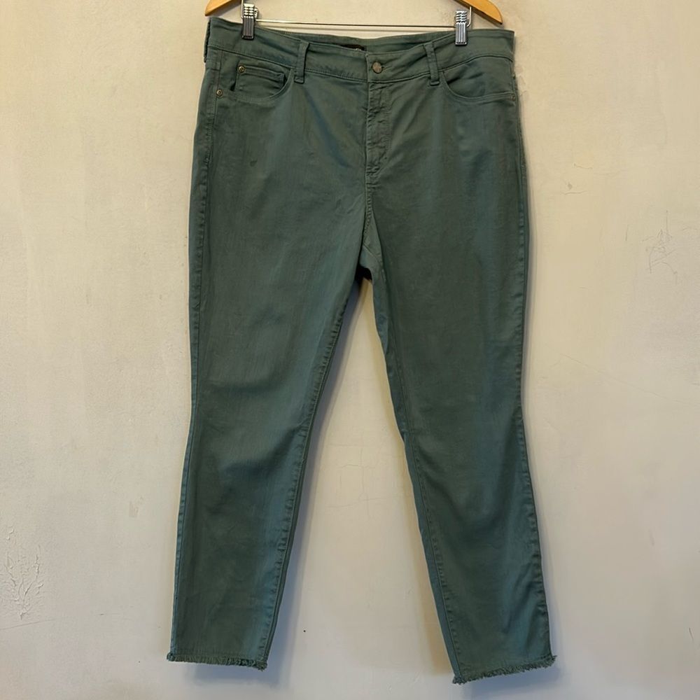 NYDJ sage green Alina Ankle frayed hem jeans Size 14 New